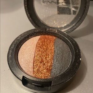 MAC Word-O-Mouth Mineralize Eyeshadow